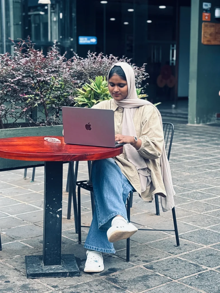 The-best-digital-marketer-in-malappuram-in-a-normal-photo